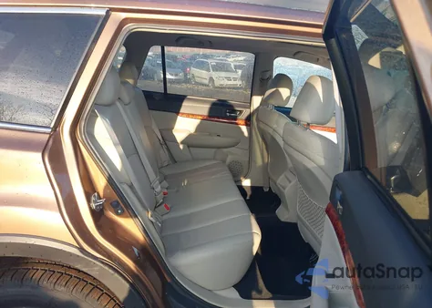 2011 Subaru Outback 3.6R Limited z USA, uszkodzony, nr VIN 4S4BRDKC1B2311761